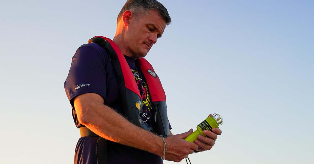 Legal Requirements for Electronic Boat Flares ACR Electronics, Inc